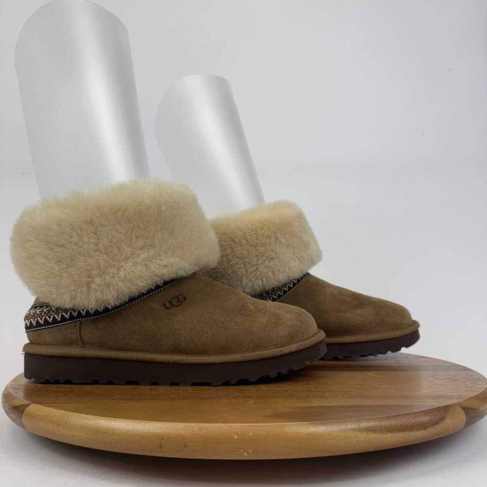 Womens Ugg Classic Short Crescent Chestnut Shearling Lined Boots Size 8 M GUC